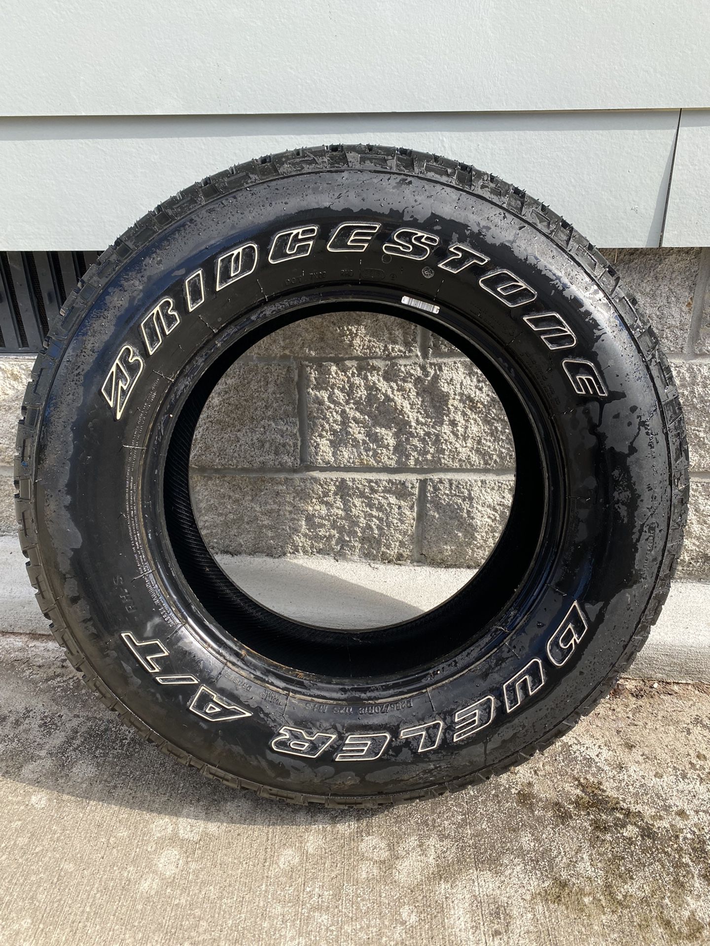 2017 Bridgestone P255/70R18