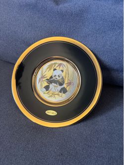 Vintage Japanese Art of Chokin Panda Plate - Gold Edged (with Stand)