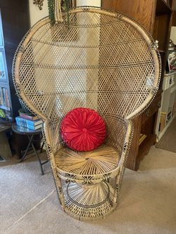 2 Wicker Vintage Peacock Chairs 