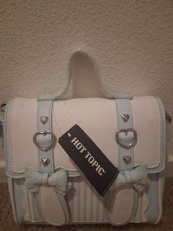 Hot topic purse