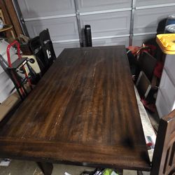 Dining Table Set