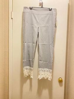 Attyre New York Women's White/Blue Striped Audrey Ankle Pants Size 12 NWT