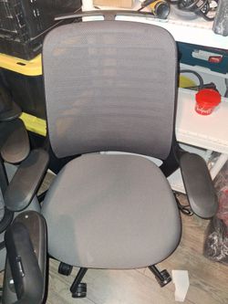 Steelcase grey chair model# 435A00