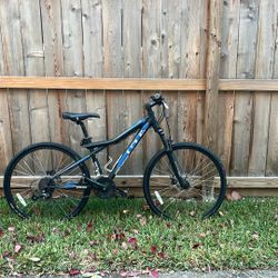 GT Avalanche Mountain Bike 