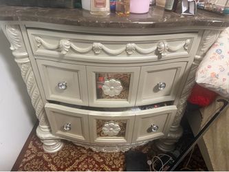 King bedroom set