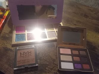 New Jeffree star and too faced brand pallets