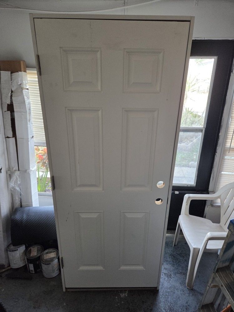 Exterior door. 32"×79"