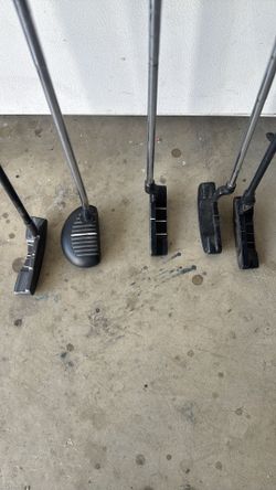 Random putters make an offer