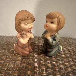 Vintage Praying Children 