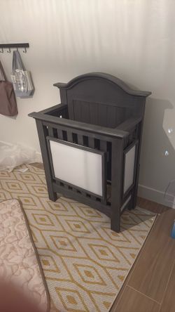 Display Furniture - Crib (Read Description)