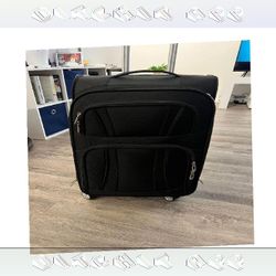 ability return Explorer's Choice Bags Travel Suitcases That Deliver