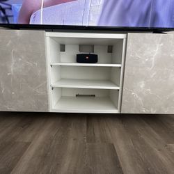 Modern TV Stand/Media Console - Great Condition 