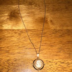 Antique Sammartino Bros 12K GF Carved Shell Cameo Pendant Necklace