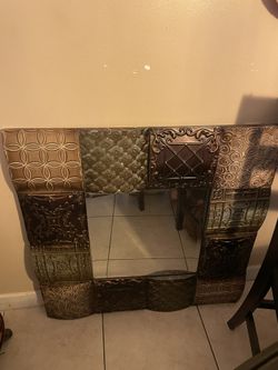 Mirror 40 ‘’ —40’’