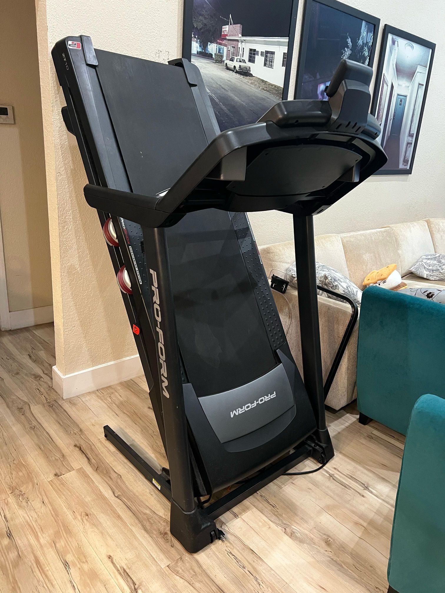 πββοΈ ProForm ZT10 Treadmill with iFit Compatibility