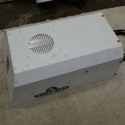Hydrofarm 120V Grow Light 