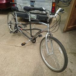 Tandem bicycle , Like New