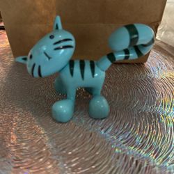 Blu E Cat Toy