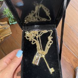Authentic Victoria Secret Scandalous Lock & Key Necklace