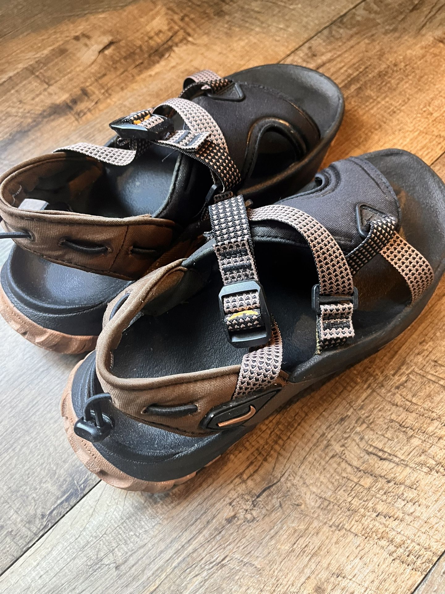 Woman Nike trail Sandal