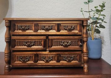Tilso Japan Wooden Jewelry  Box Dresser Musical Vintage 