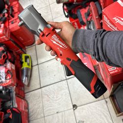 Milwaukee M12 Fuel Impact Ratchet 