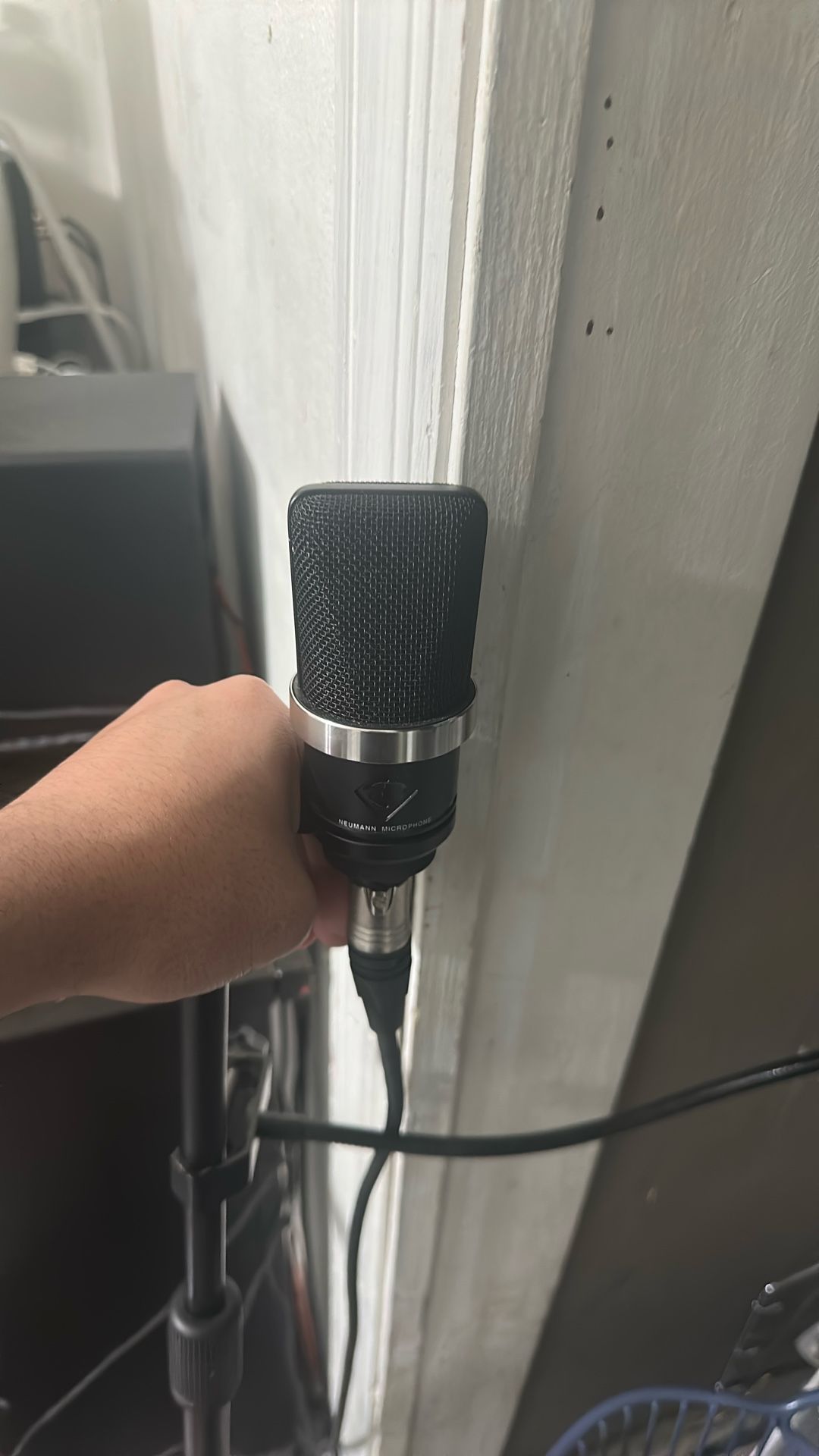 Neumann. Berlin Tlm 103 Studio Mic
