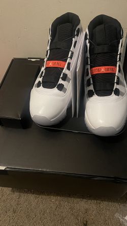 Jordan 11 Adapt
