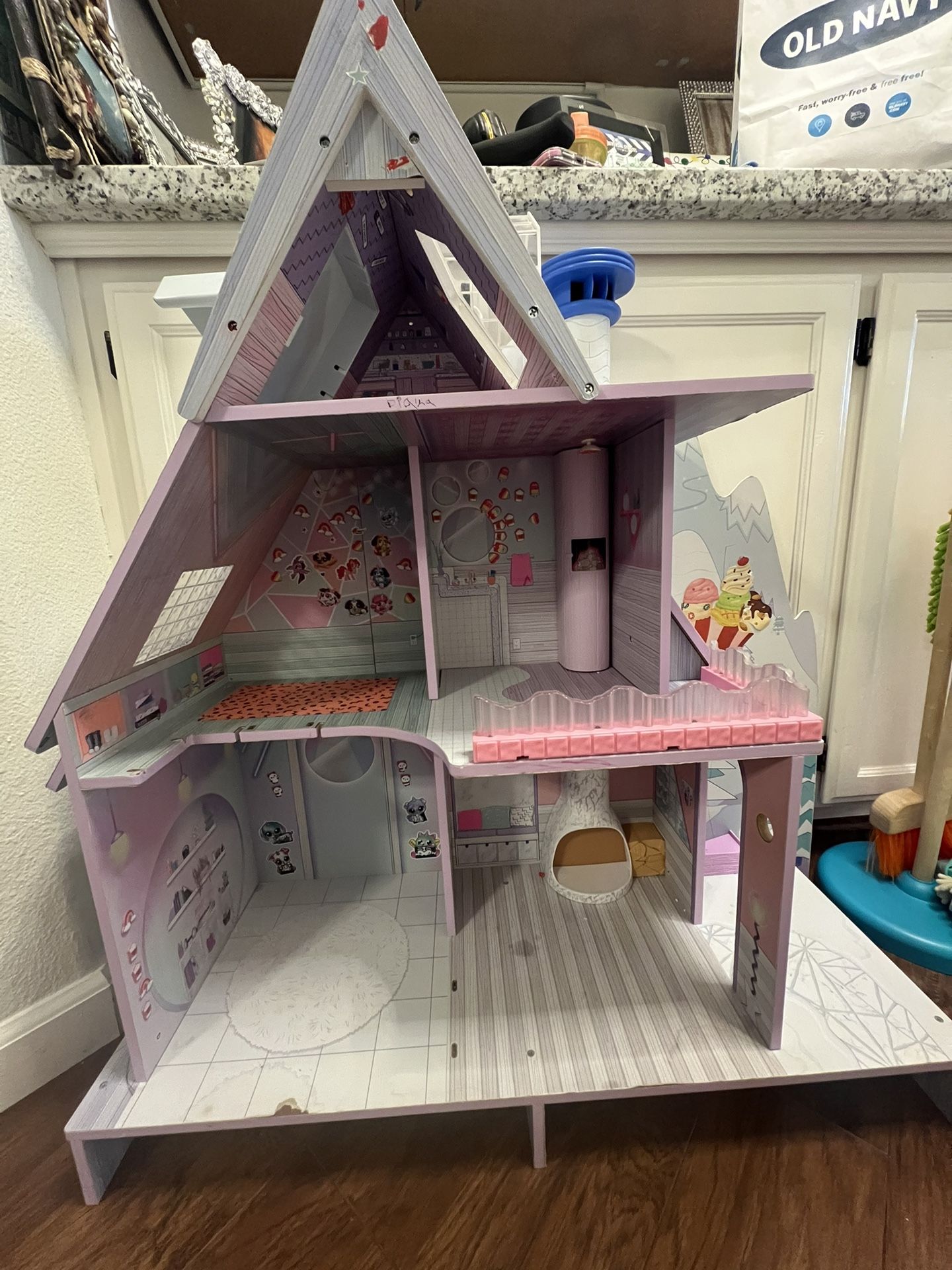 LOL Doll House