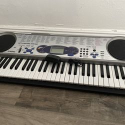 Casio LK-43 Digital Keyboard 61 Lighted Keys With AC Charger. $50 Firm On Price
