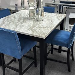 Dining Table With 4 Chairs 