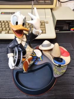 DISNEY DONALD DUCK 70TH BIRTHDAY MARKRITA FIGURE.