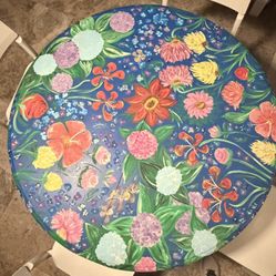 Gorgeous Hand painted Table - Seats 4