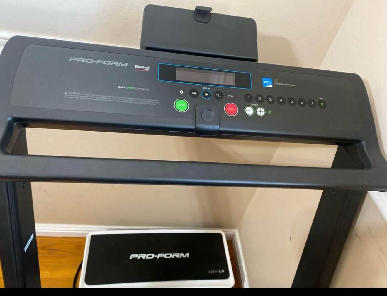 PRO-FORM City L6 Treadmill