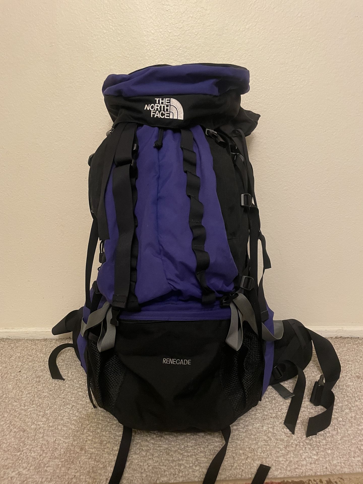 North Face Renegade Hiking Bag/Back Pack