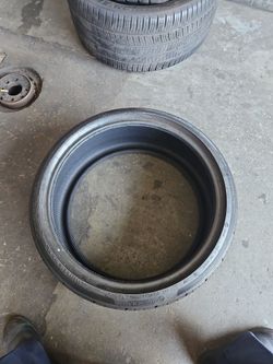 265/35/21 Continental tire 265 35 21