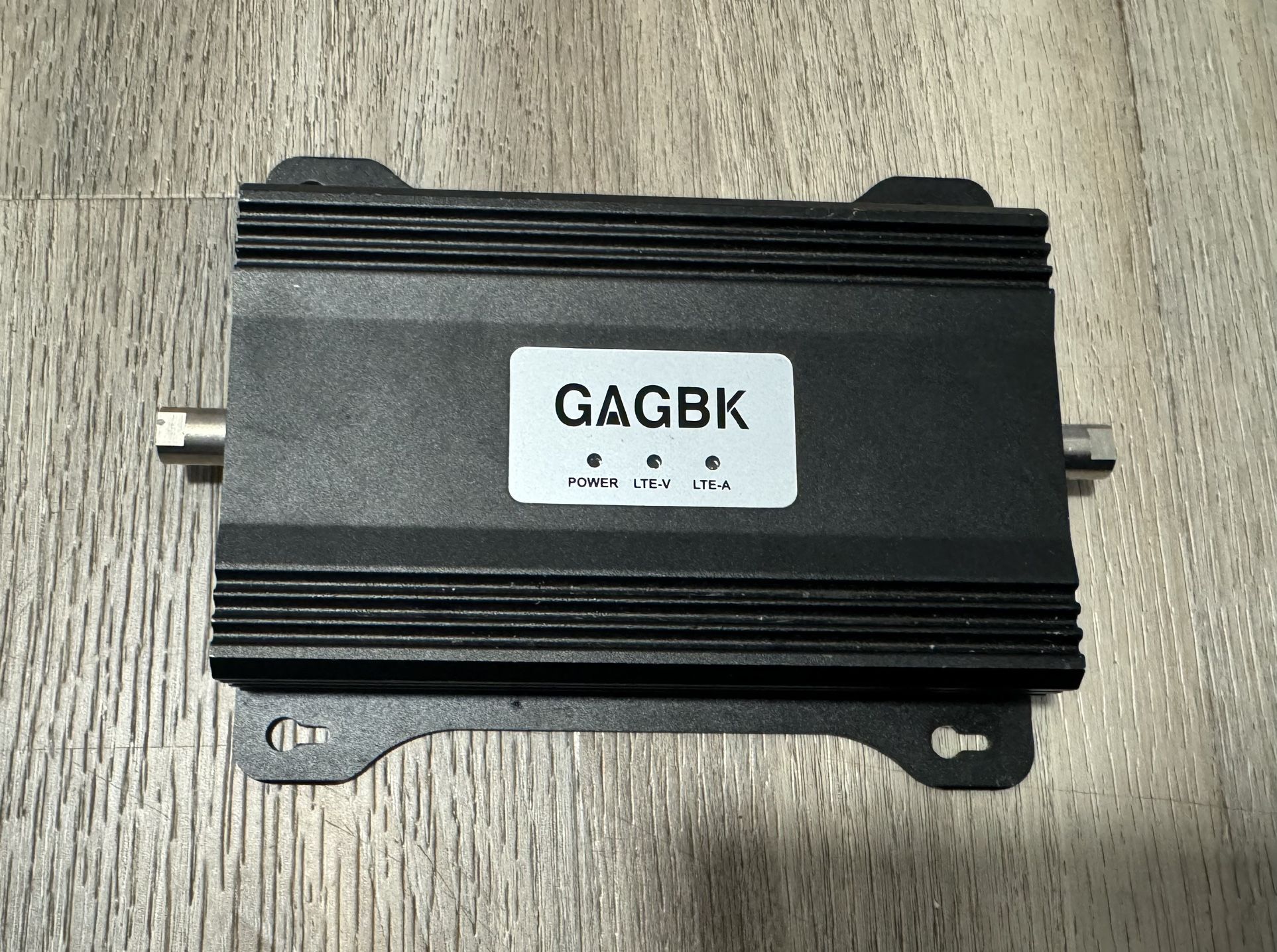 GAGBK Dual-Band Cell Phone Signal Booster Model: DC70 for all U.S. Carriers