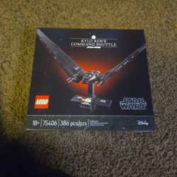 Star Wars Kylo Rens Command Shuttle 