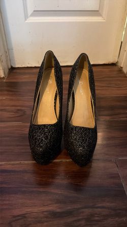 Women’s European Black glitter  spiked chrome heel pumps sz 9