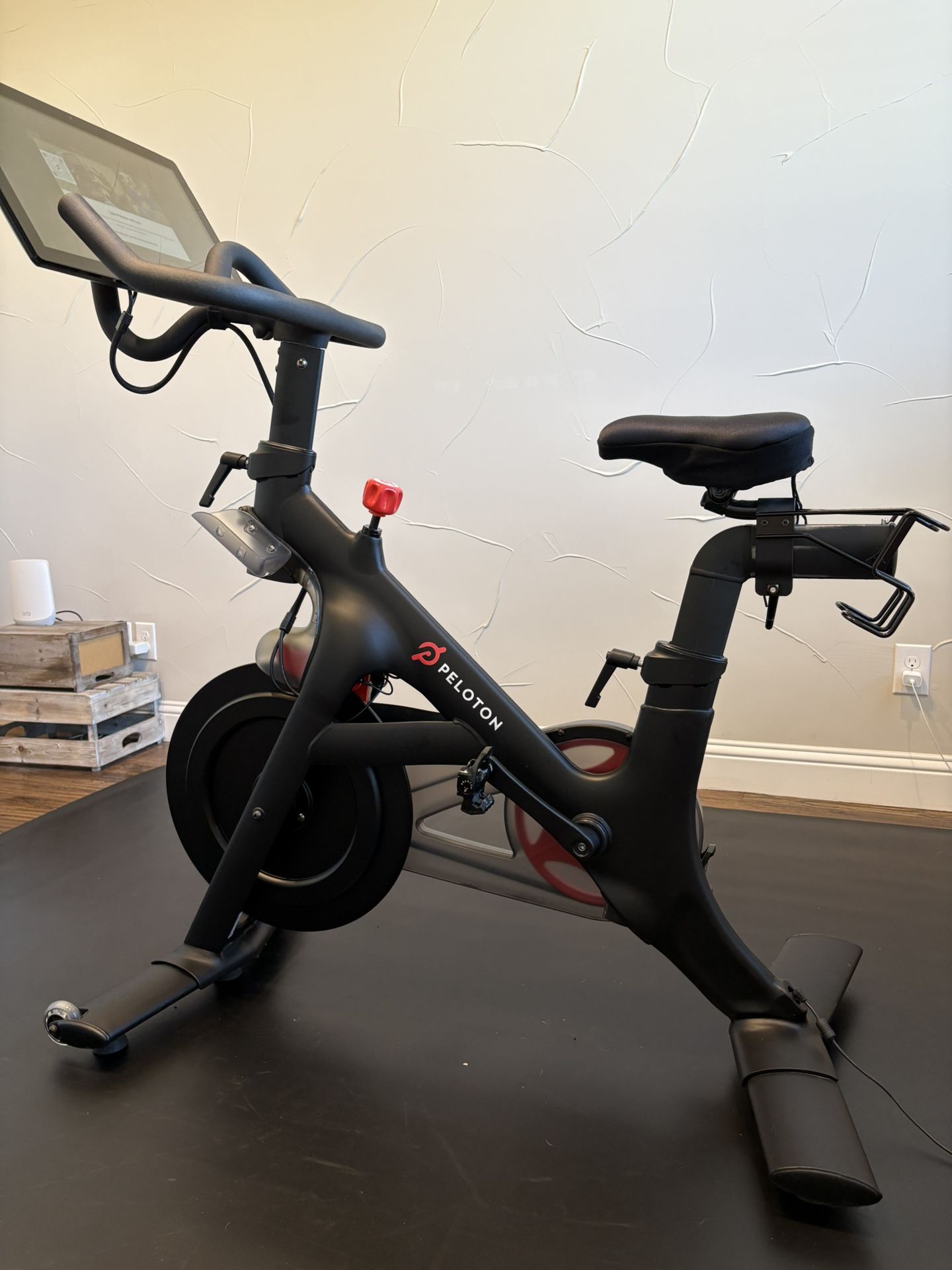 Peloton Bike – Excellent Condition