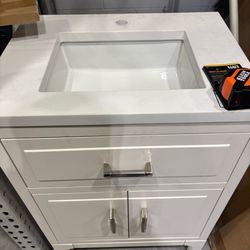 Bathroom vanity 24”x18” floor model