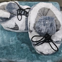 AJ 1 Dior Cozy Slippers