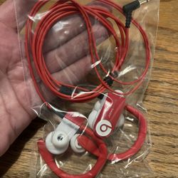 Brand New Beats Hook Earbuds 3 Different Size Silicone Cushions 