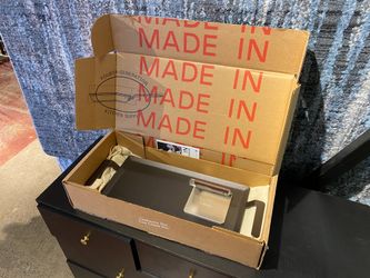 NEW! MADE IN Carbon Steel Griddle with Press