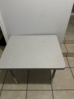 Small adjustable height desk