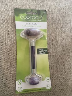 New Amethyst Facial Roller
