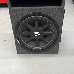 Kicker Bass Speaker Box /XPR540 Amp