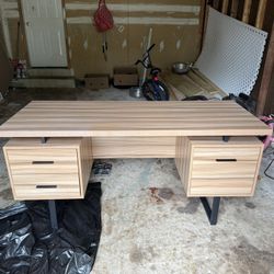 Office Desk