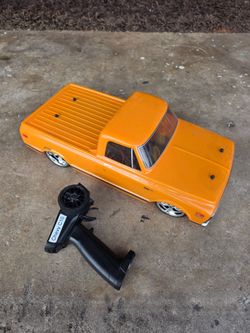 RC Car Losi 1972 Chevy C10