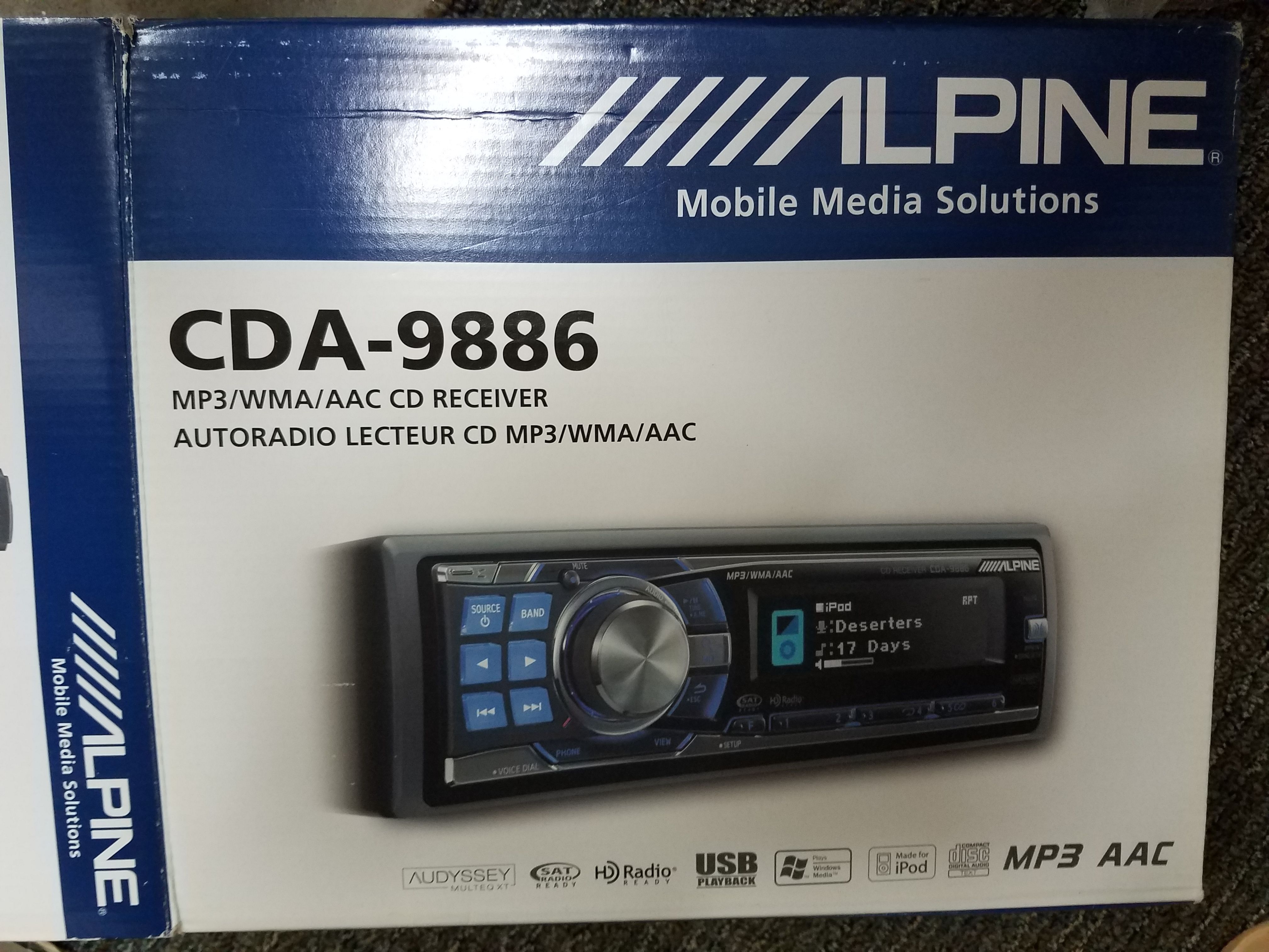 PRICE REDUCED Alpine CDA-9886 with USB and Remote